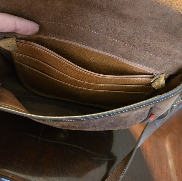 Dooney and Bourke VINTAGE leather purse - Picture 4 of 8